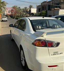 میتسوبیشی لانسەر EX